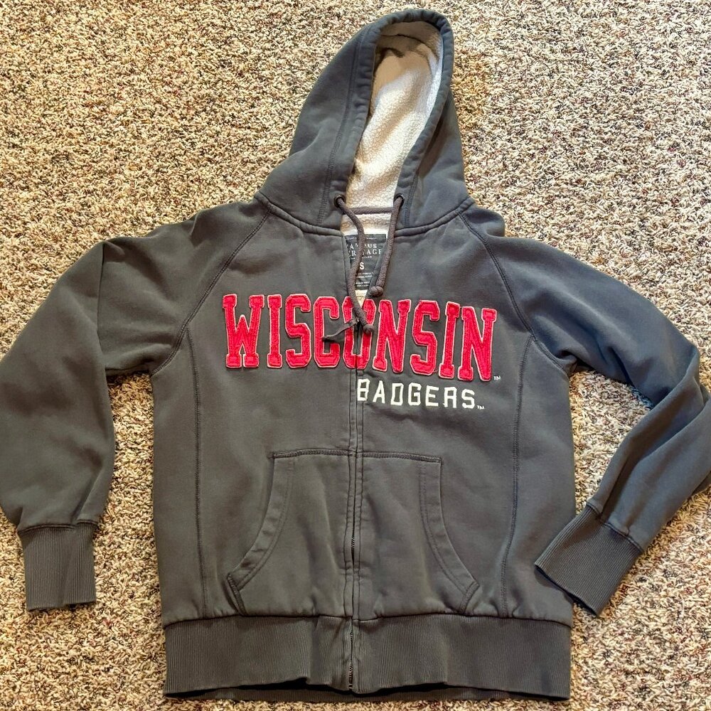 ~~WISCONSIN BADGERS BUCKY VINTAGE EMBROIDERED UNIQUE S FLEECE LINED HOODIE  BEST
